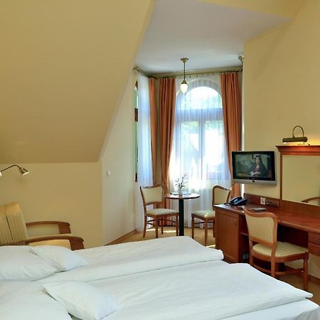 Hotel Stefania Krynica Zdroj Exterior foto