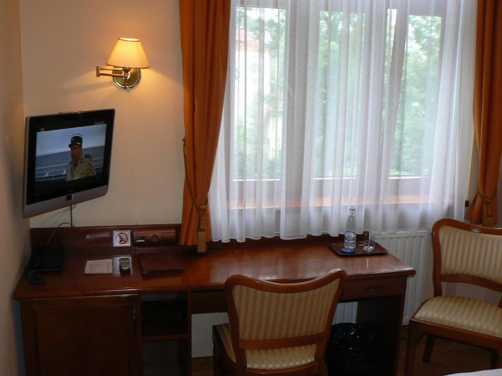 Hotel Stefania Krynica Zdroj Quarto foto